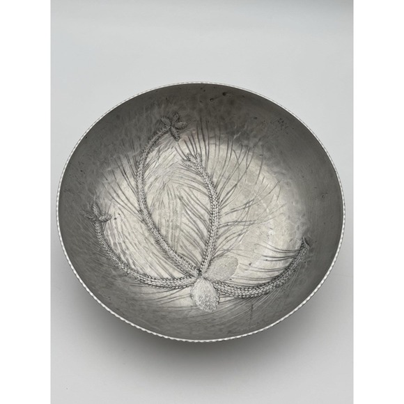 Everlast Other - Vintage Everlast Forged Aluminum Round Plate Or Tray Pinecones & Branches Design